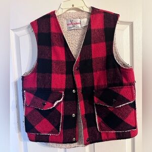 Weathervane Buffalo plaid with sherpa lining